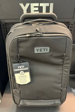 Yeti Crossroads® 22" Luggage Black